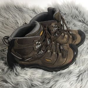 KEEN Durand Waterproof Mid Hiking Boots
